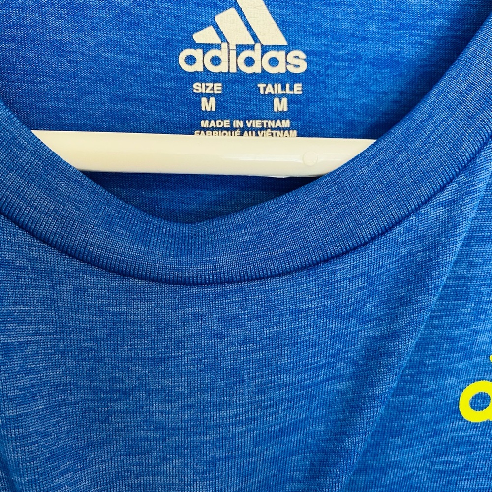 Boys size medium Adidas shirt- used like NEW - Picture 2 of 2